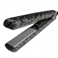 Malka-presa-s-keramicno-pokritie-za-perfektno-izpravane-na-kosa-RADEK-122A