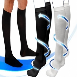 Elasticni-kompresionni-corapi-Magic-Socks-protiv-razsireni-veni-Magic-Socks