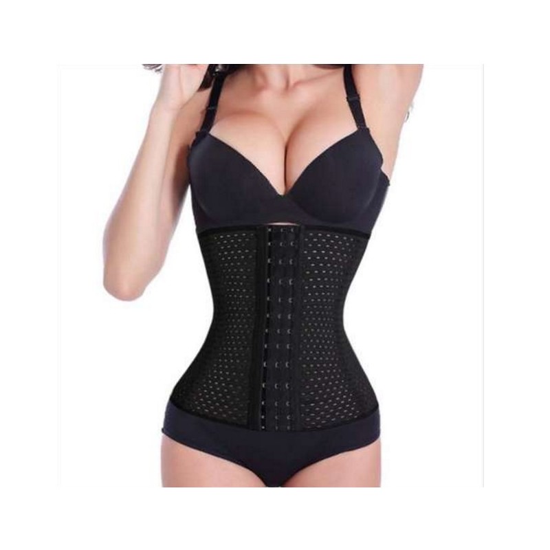 Stegnat-korset-v-razlicni-razmeri-eleganten-i-za-sport-3210