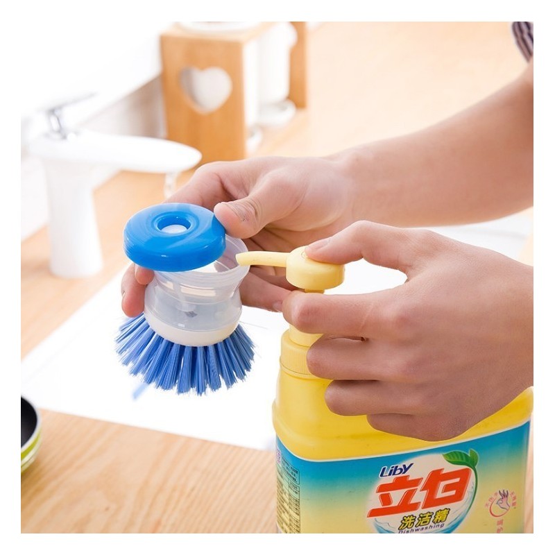 Домакинска четка за миене с контейнер за препарат